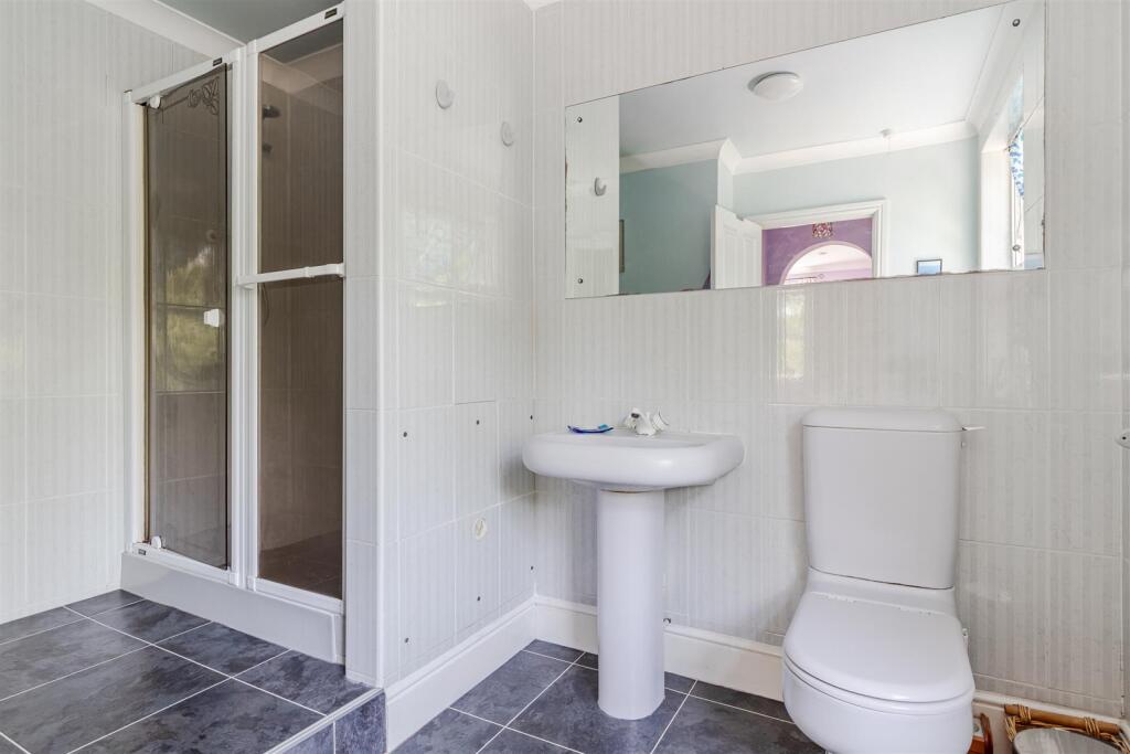 A33 - 14 Whitehill Road Newton Abbot - 250508.jpg