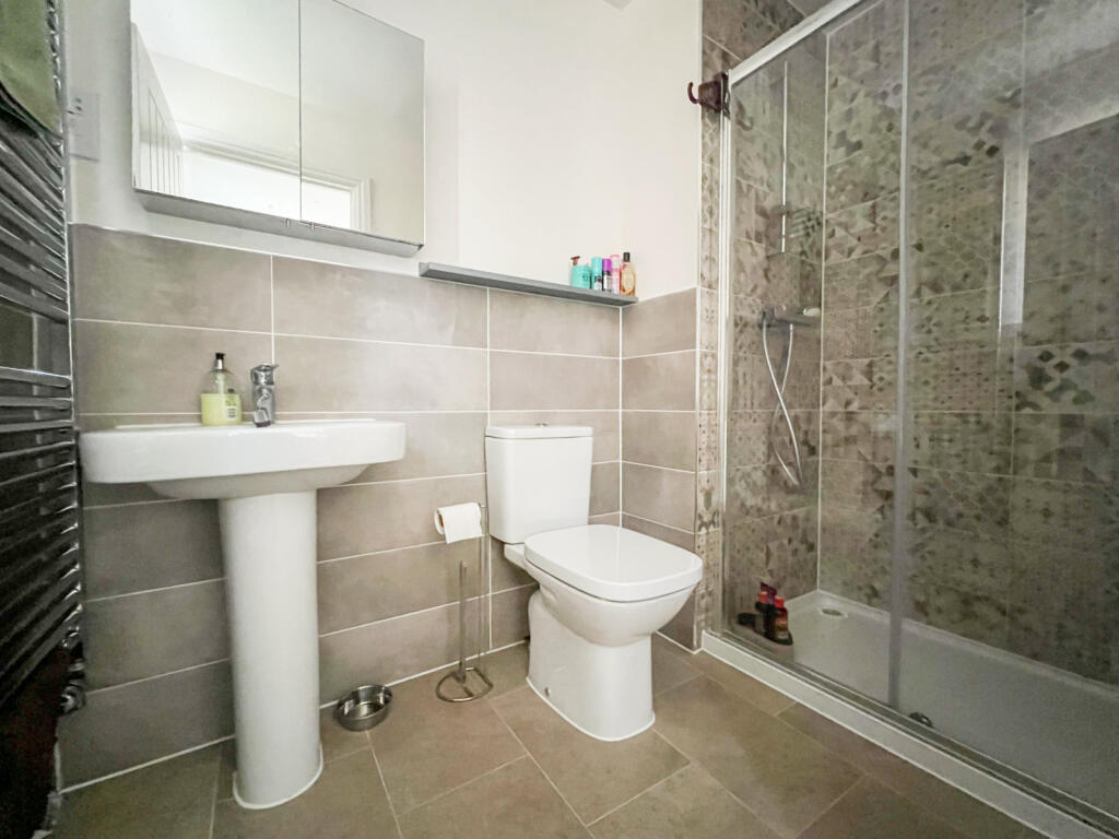 Ensuite To Bedroom 1