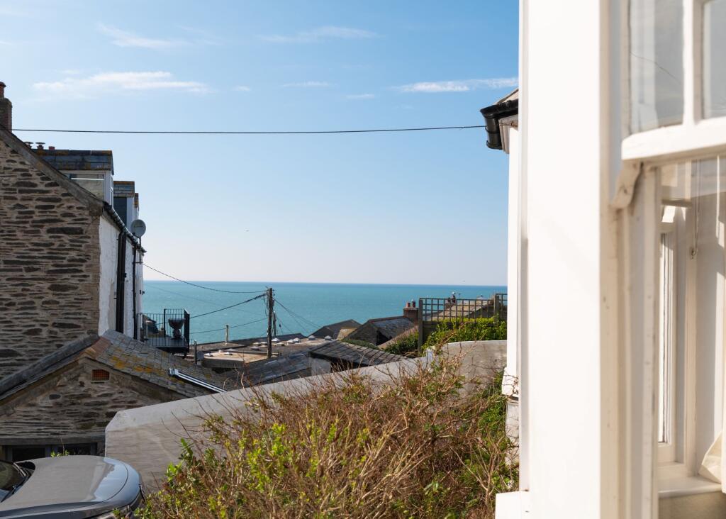 67f8de437bd04_Fore Street 75-1