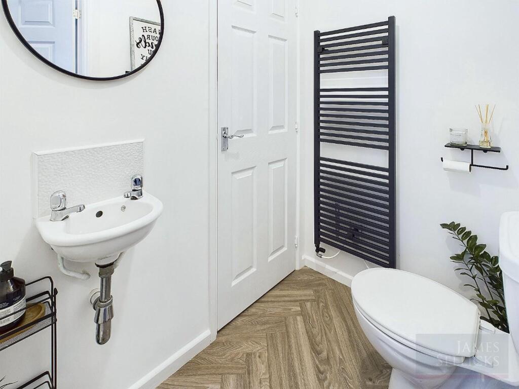 Ground Floor Cloakroom