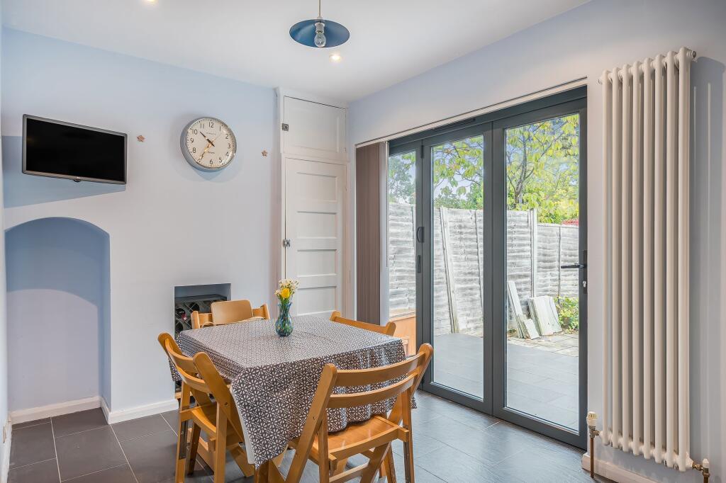 Worcester Park, KT4 8DF