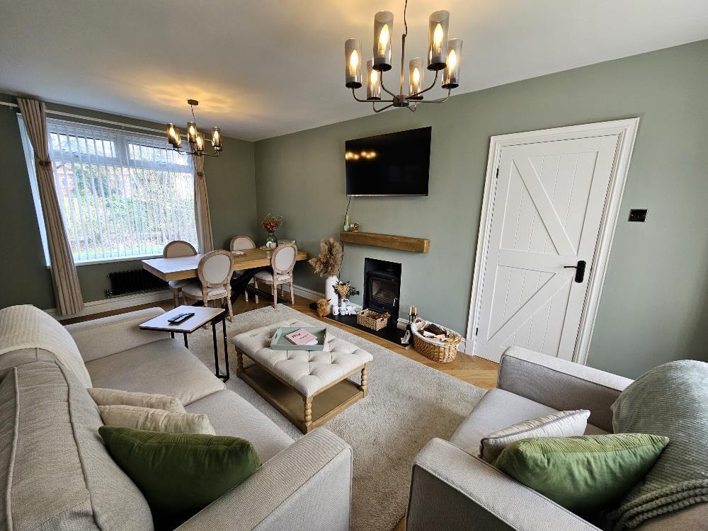 Open-plan Living/Dining Room