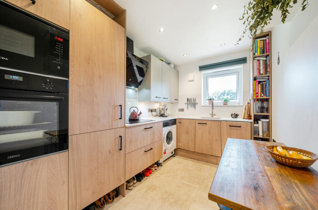 1320947-1-6870e9a...