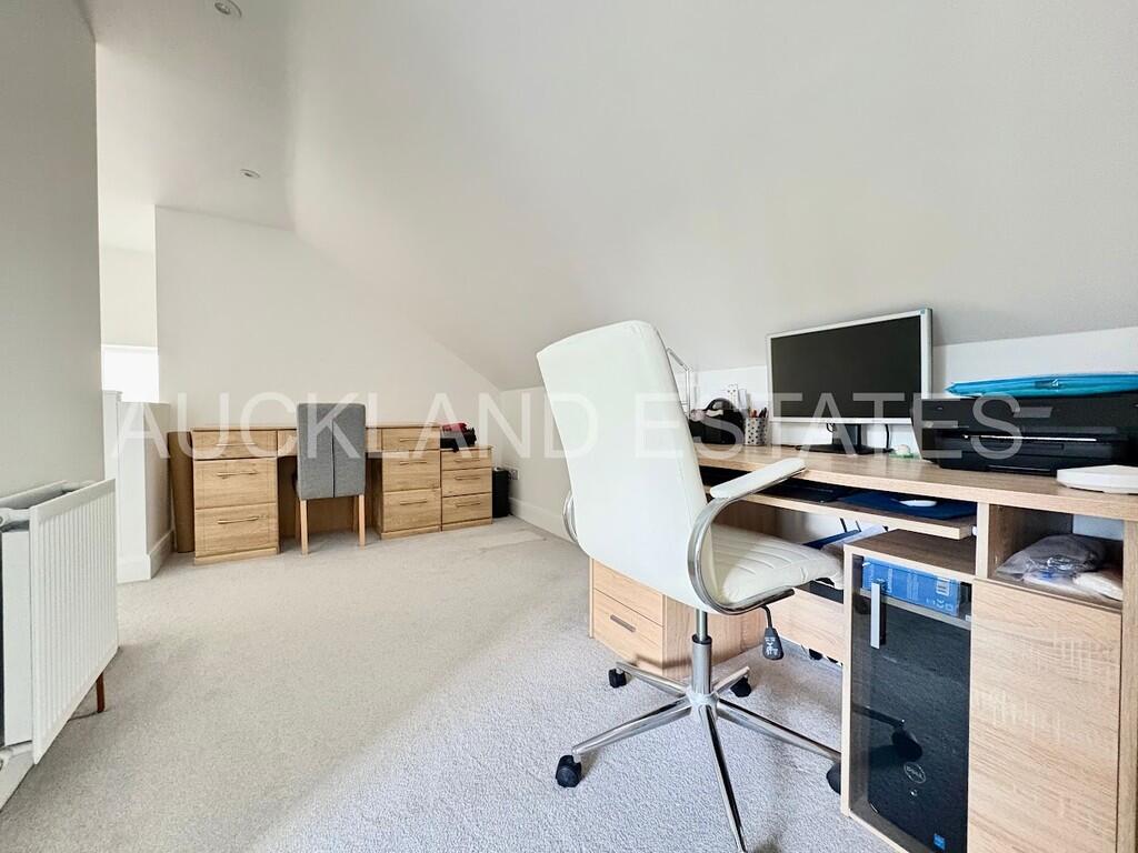 image00033-175809...