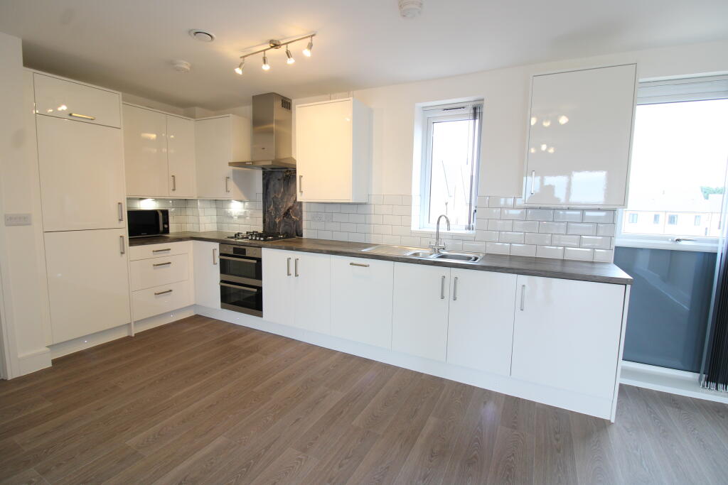 Kitchen 2