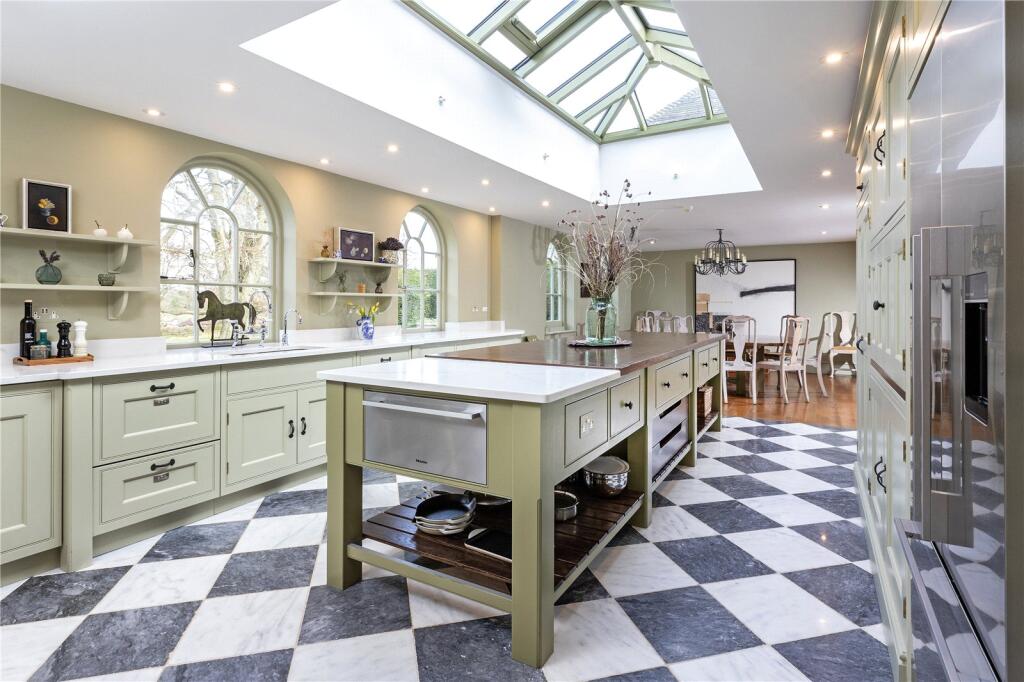 Kitchen/Breakfast