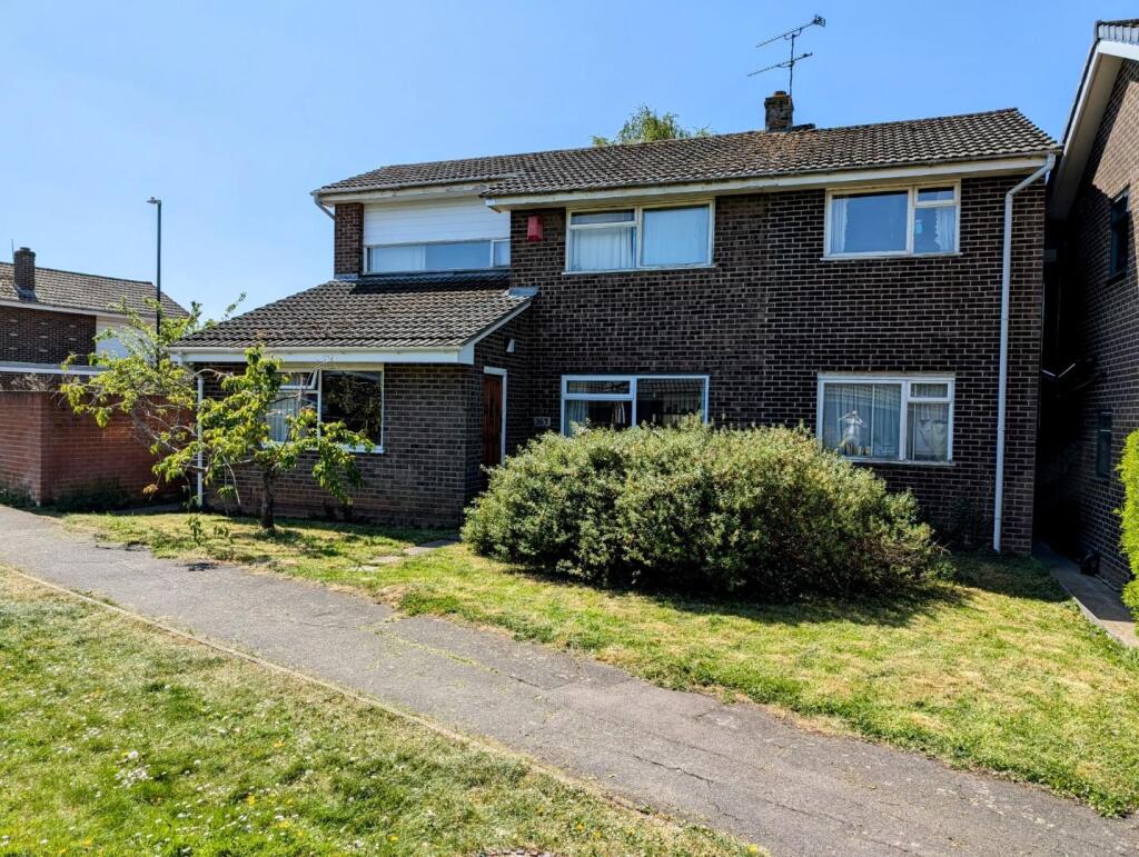 163 Kingfisher Road 6.jpg