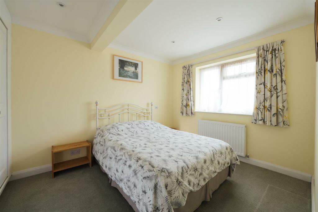 24 Ninesprings, Hitchin-01.jpg