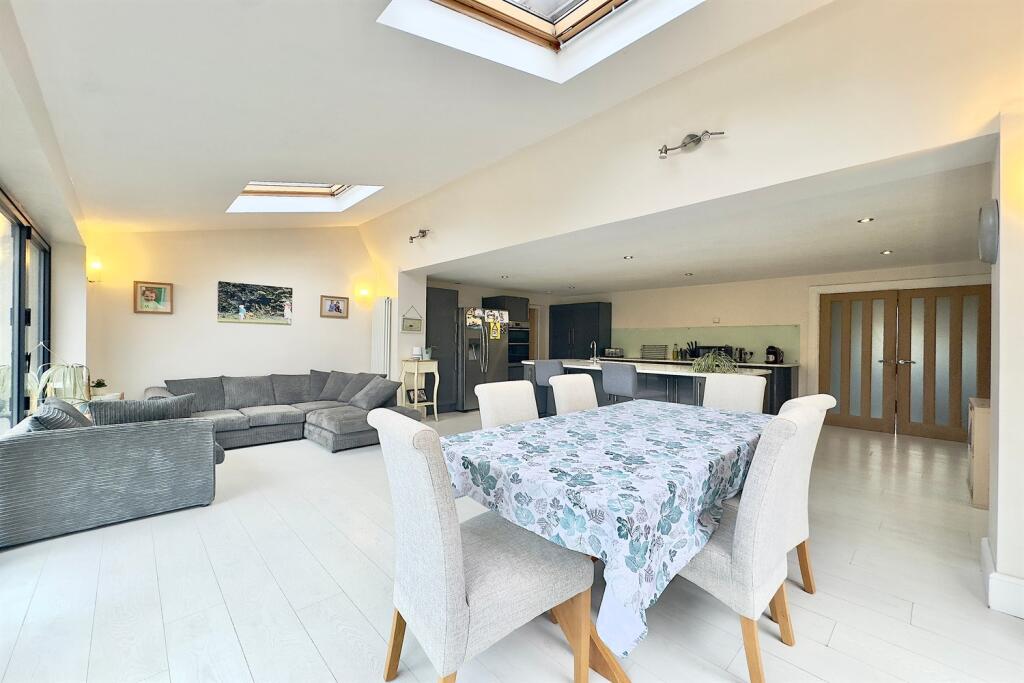 Open Plan Living Din