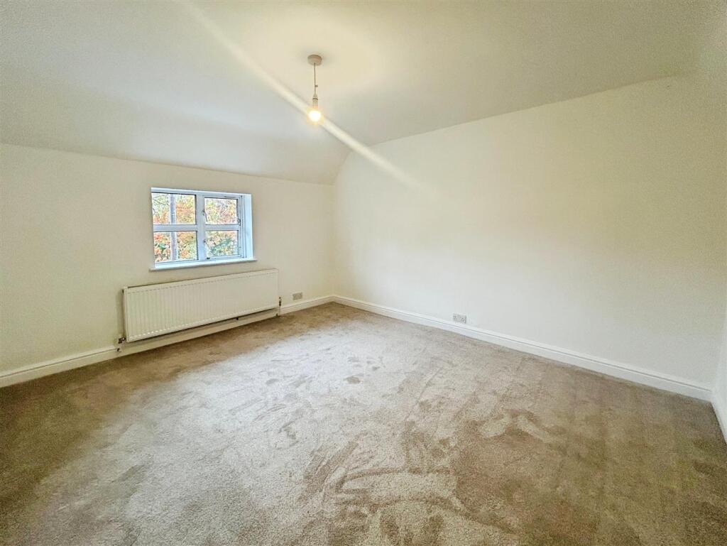 284cb69f-B-4C23-8482-2B9F24AE7362-4158-000002CD744