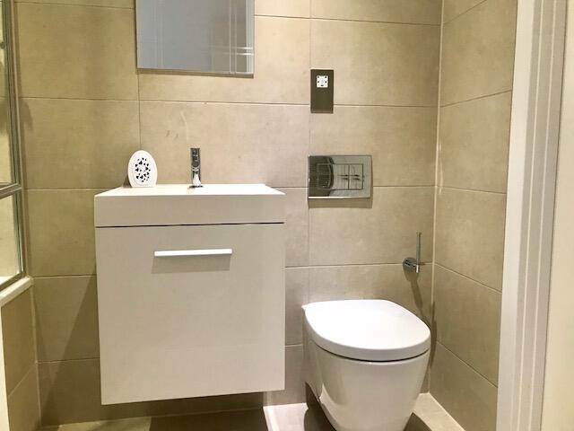 Ensuite