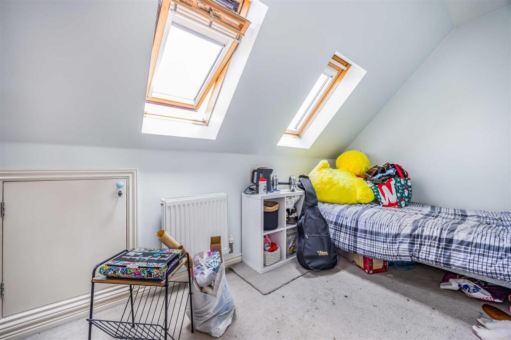 7 Baxendale Road, Chichester-Small-PorticoMarketin
