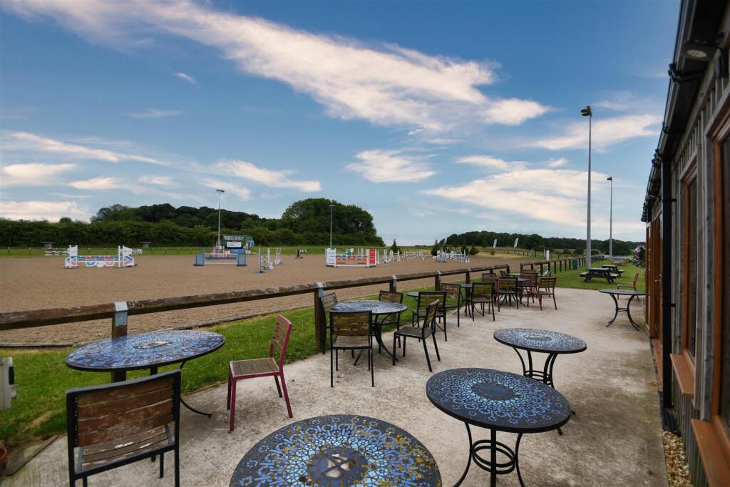 Cafe External Seating