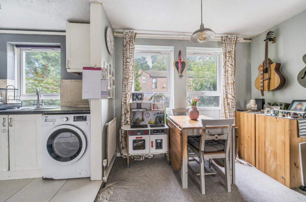 1329679-9-6883545...