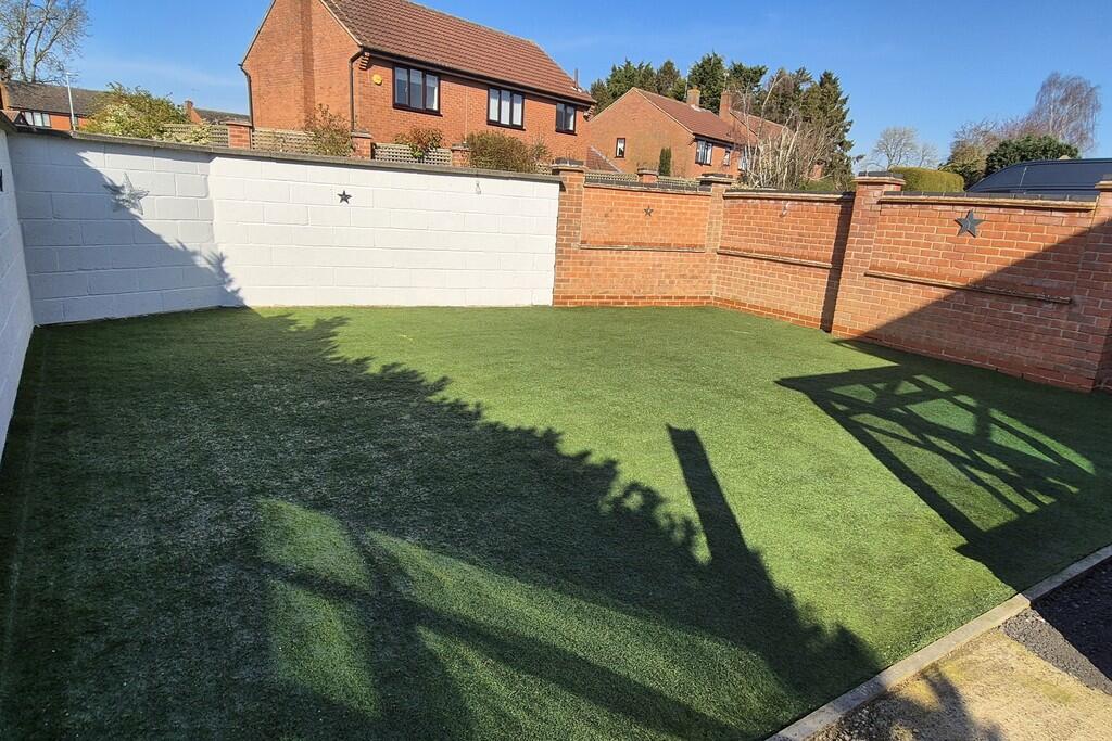 16 Garden 2