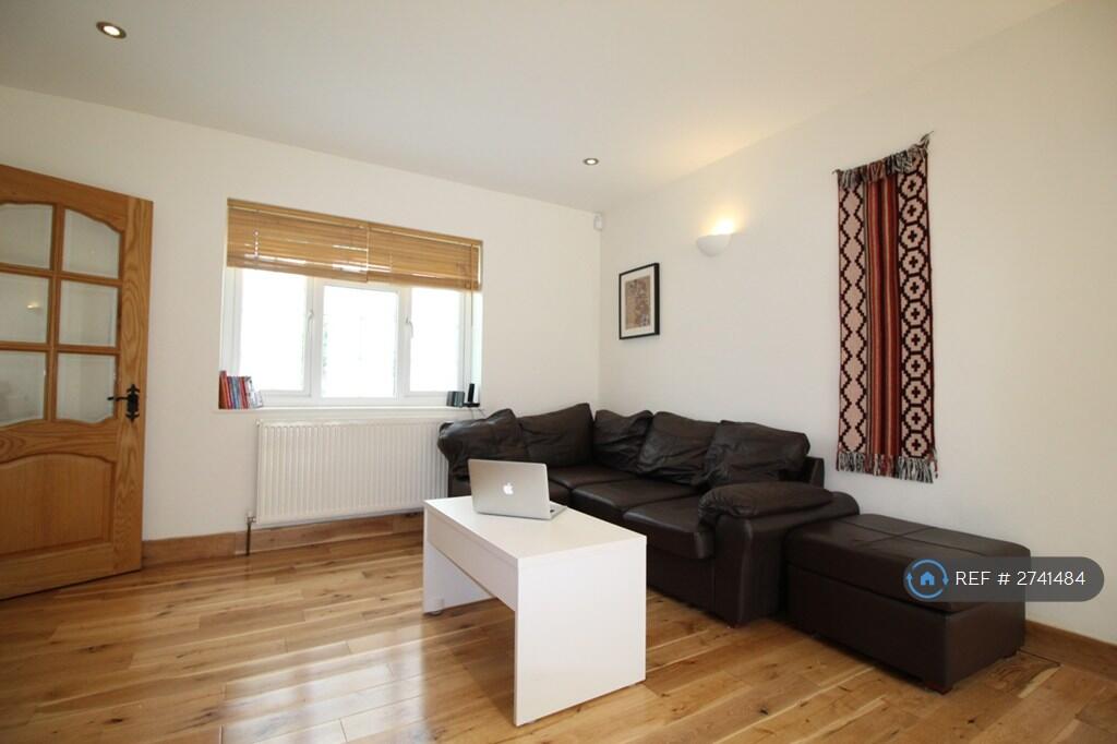 Living Area 1