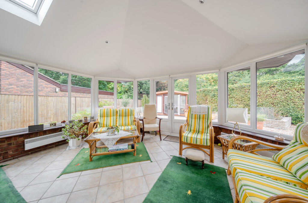 1342413-5-68ae288...