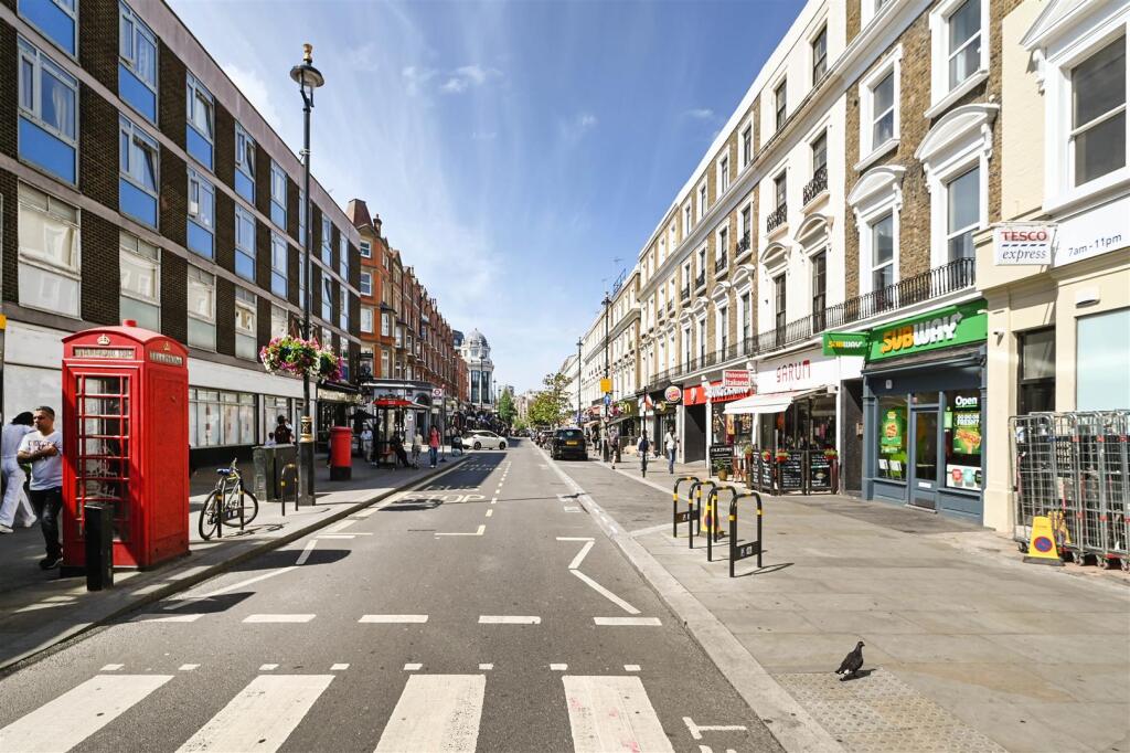 3-62-Queensway (14).JPG