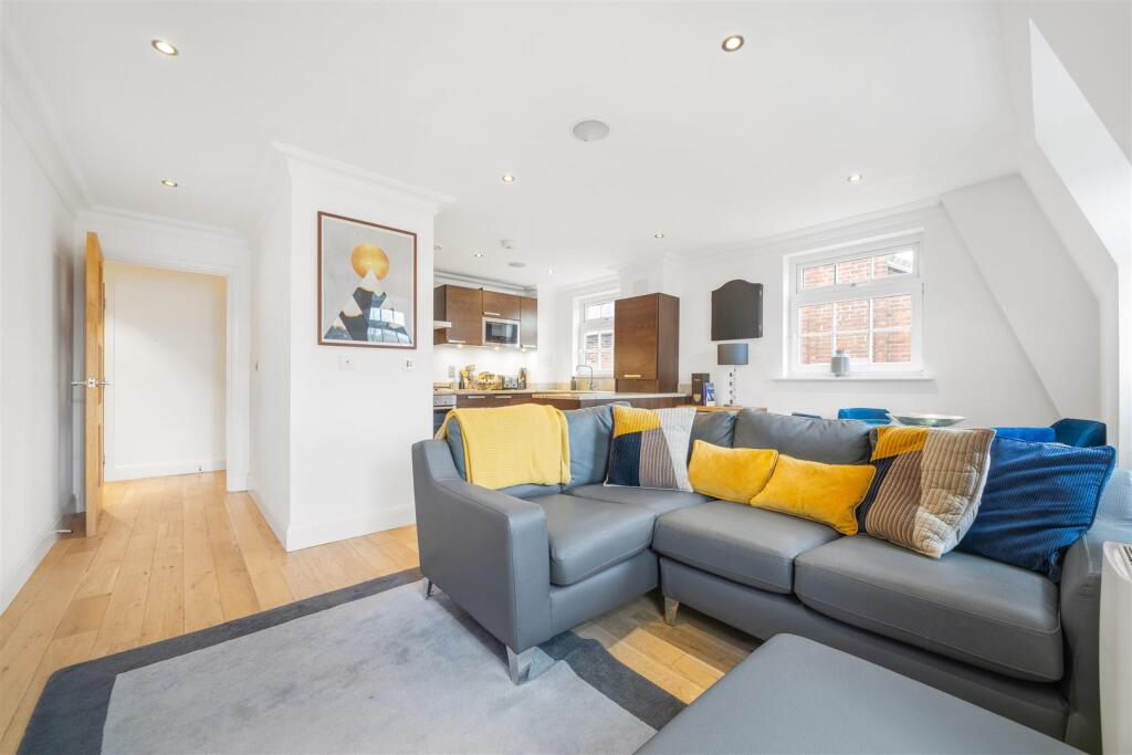 Constable Mews-11.jpg