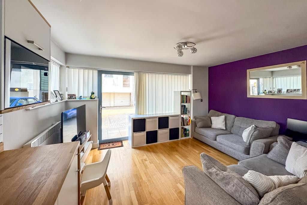 Kitchen/Living Room