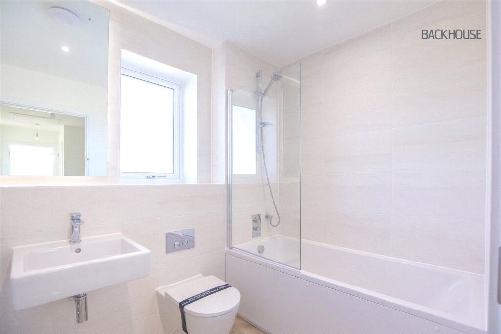Main Bathroom