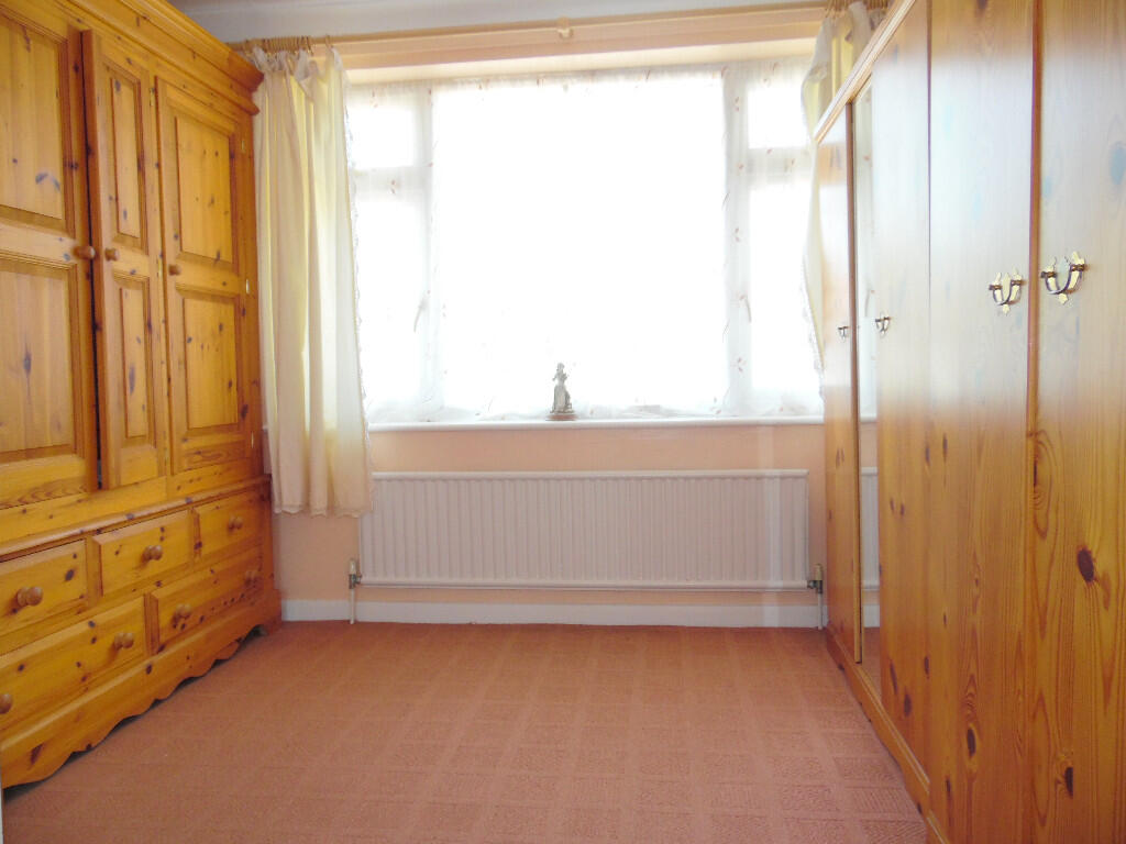 DRESSING ROOM