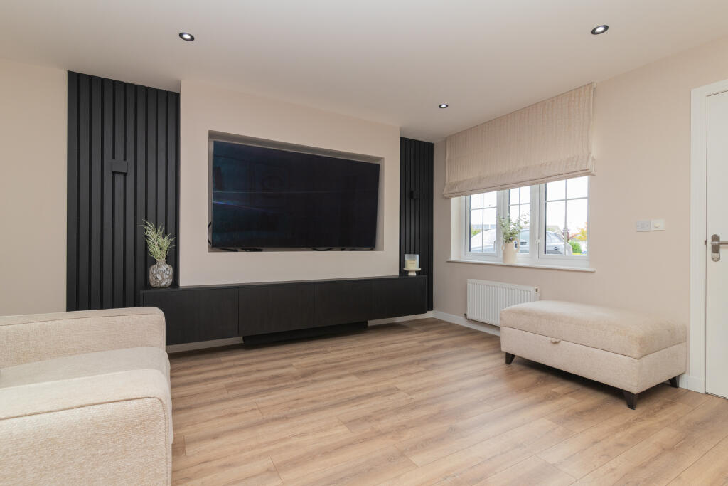 45 rosemont place  G78 1FE  Barrhead-4