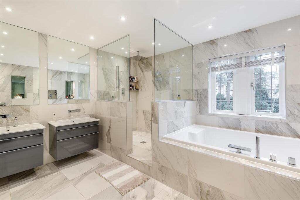 8538054-interior27.jpg