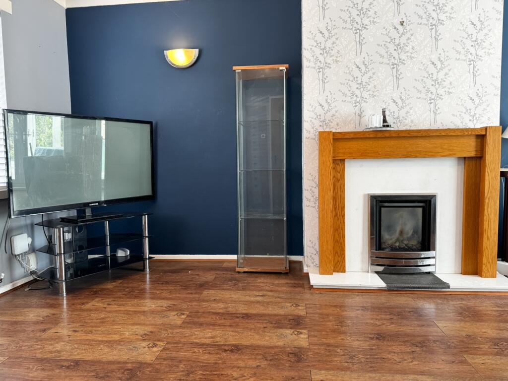 Fabian Road EweMove-9