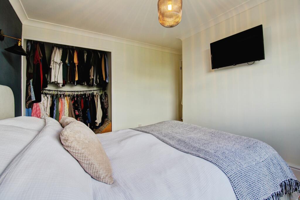 Bedroom One (alt view)