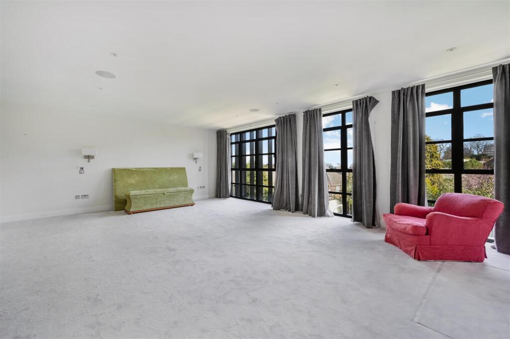 LINCOLN AVENUE, 3A-50.jpg