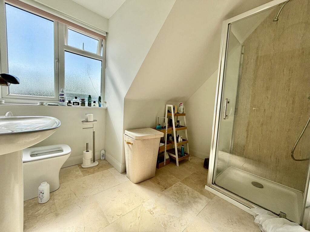 barley ensuite 