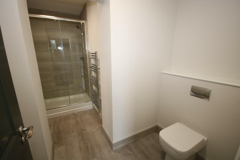 Ensuite 2