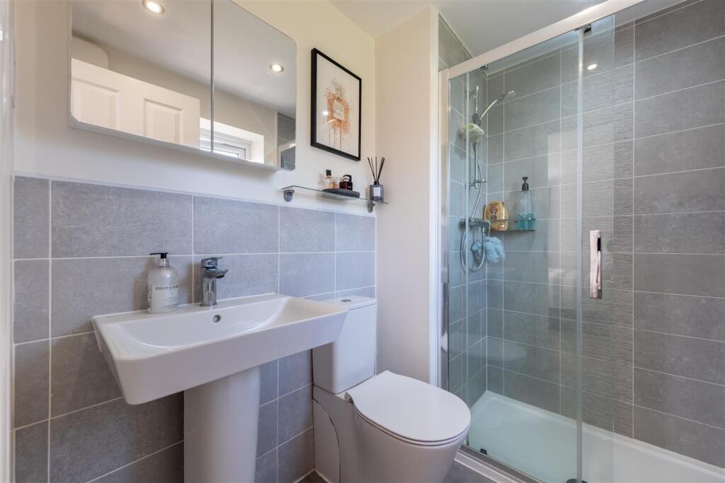 76 Ravencroft Street -040.jpg
