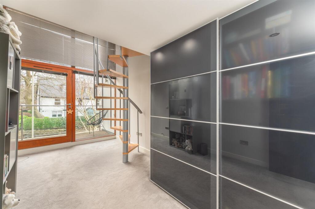 BEDROOM FIVE