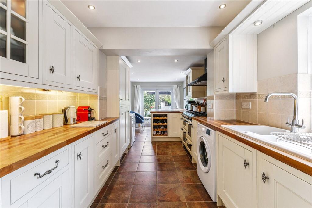 Kitchen/Breakfast Rm