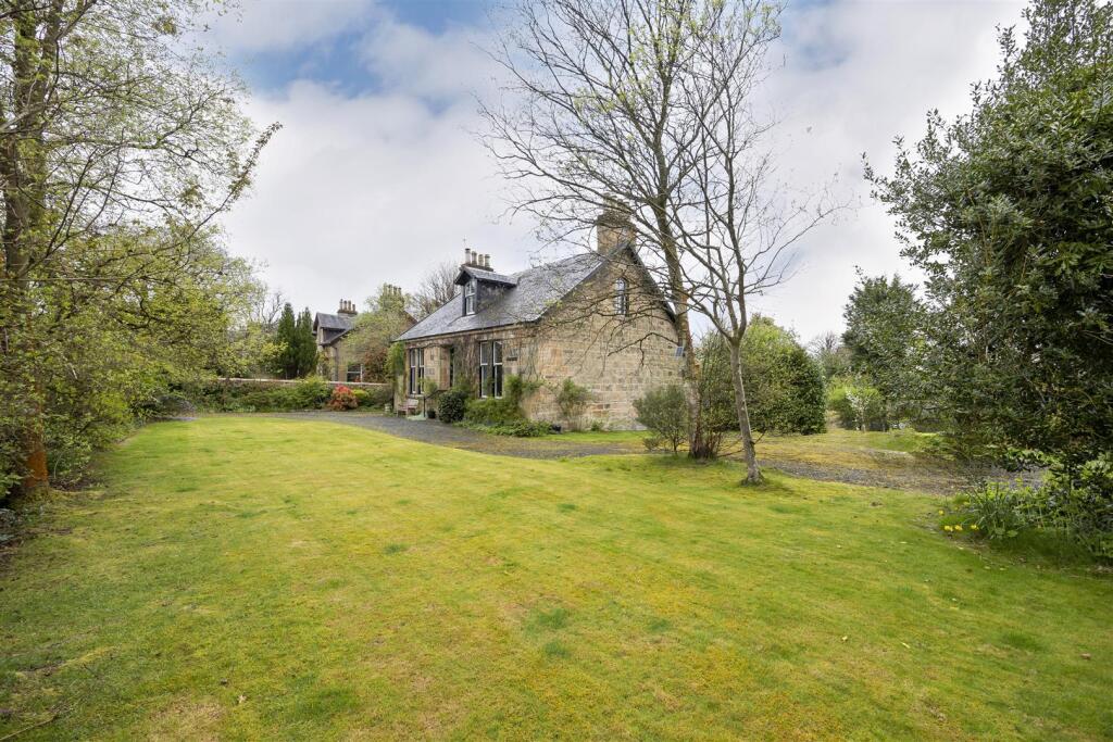15_GARNGABER_AVE_LENZIE_005.JPG
