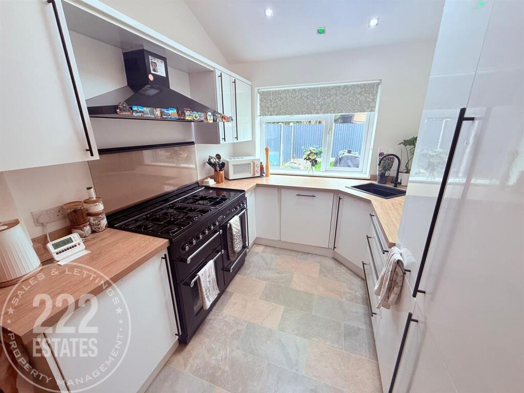 PHOTO-2025-10-16-14-13-32 (40).jpg