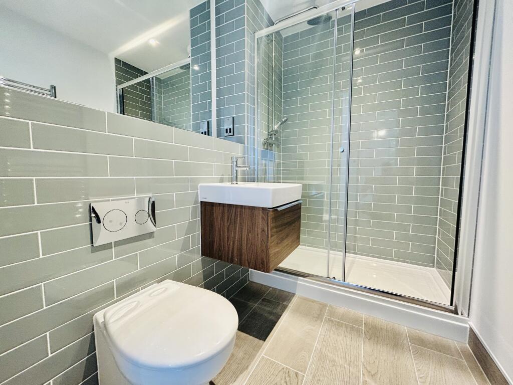 En-suite Bathroom