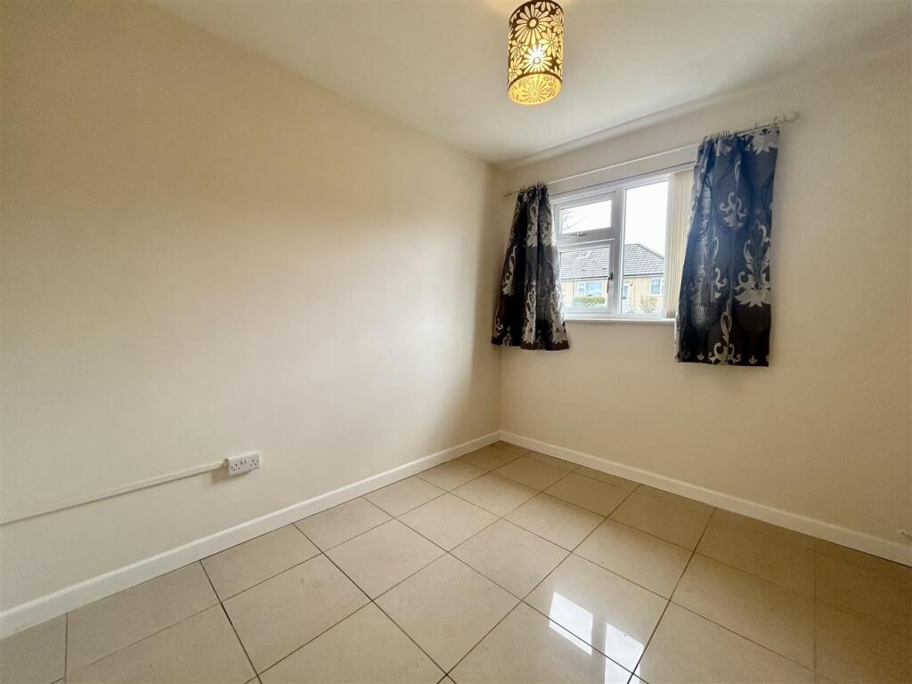 Bedroom 2.jpeg