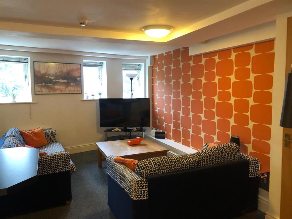 Kitchen/Diner/Lounge