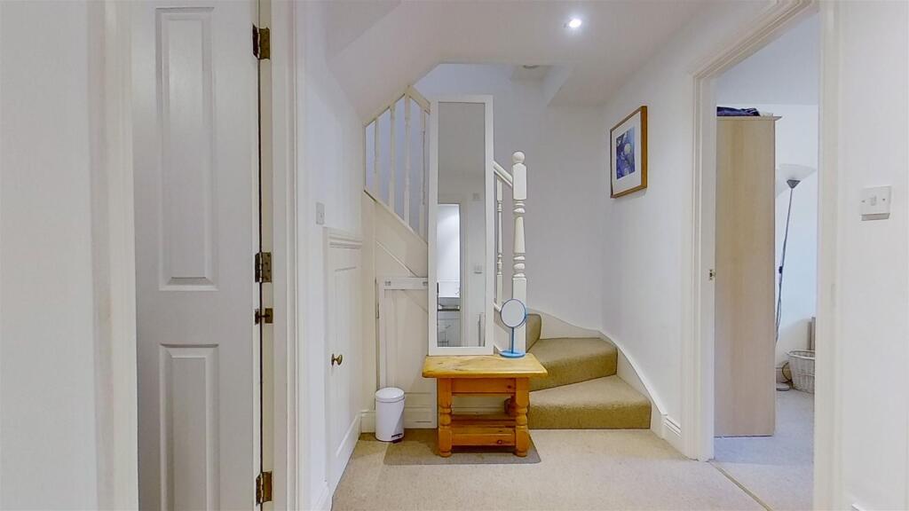 288a-Earlsfield-Road-07012020_224331.jpg