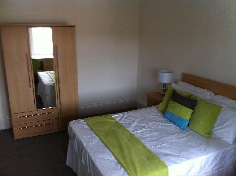4_bedroom 4.JPG