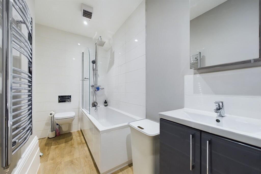 CAM01085G0-PR0521...