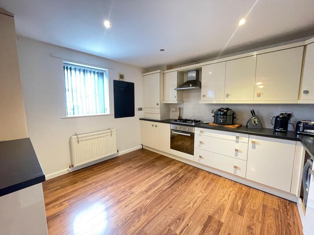 LIVING DINING KITCHEN