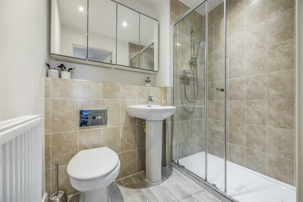 1 Foster Close, Emsworth-PorticoMarketing-Nexa-09.