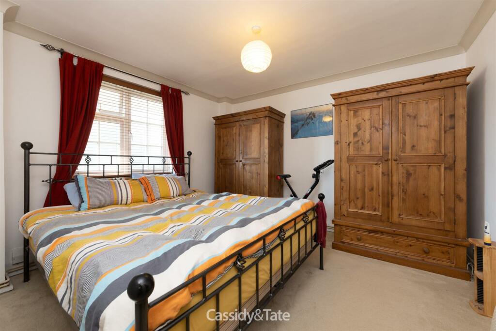 1 Jameson Court_03.jpg