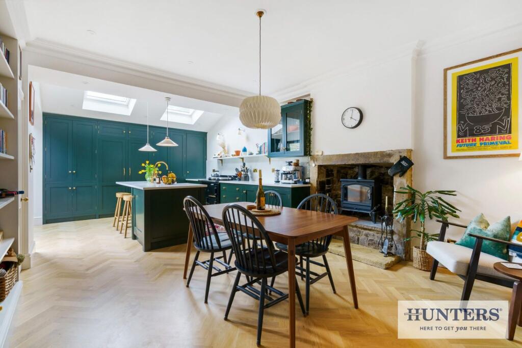 92167_61 Town Street Guiseley (7) - Copy_low.jpg