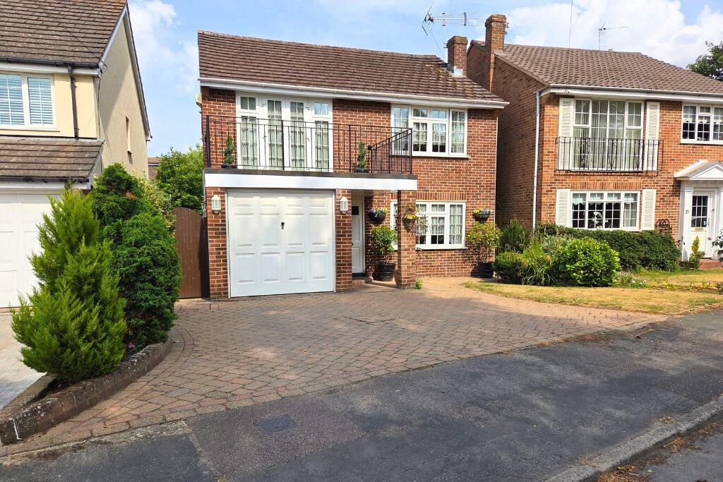 West Close, , Hoddesdon