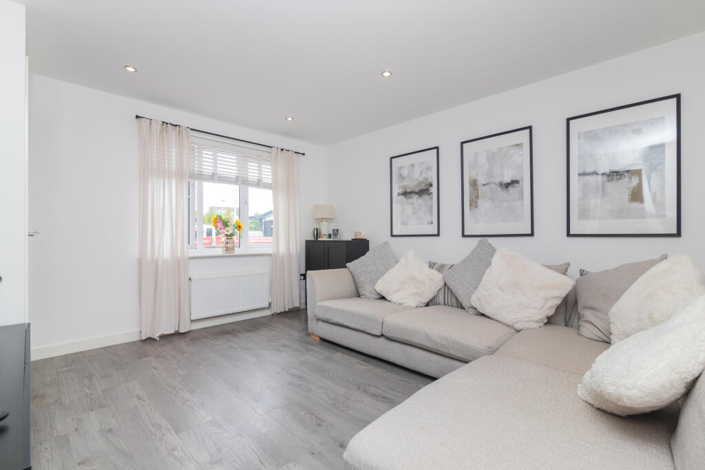 28 Langroods circle-3